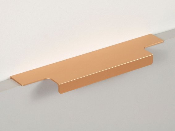 Ray торцевая мебельная ручка для фасадов 150 мм сатиновое золото